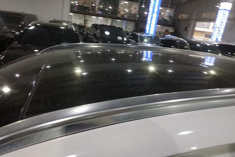 Used Mercedes-Benz GLC 2020 GLC 260 L 4MATIC Dynamic Model Roof