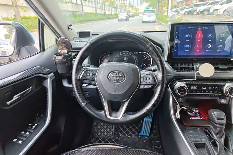 Used Toyota RAV4 2020 2.0L CVT 4x4 Trend Edition Steering Wheel