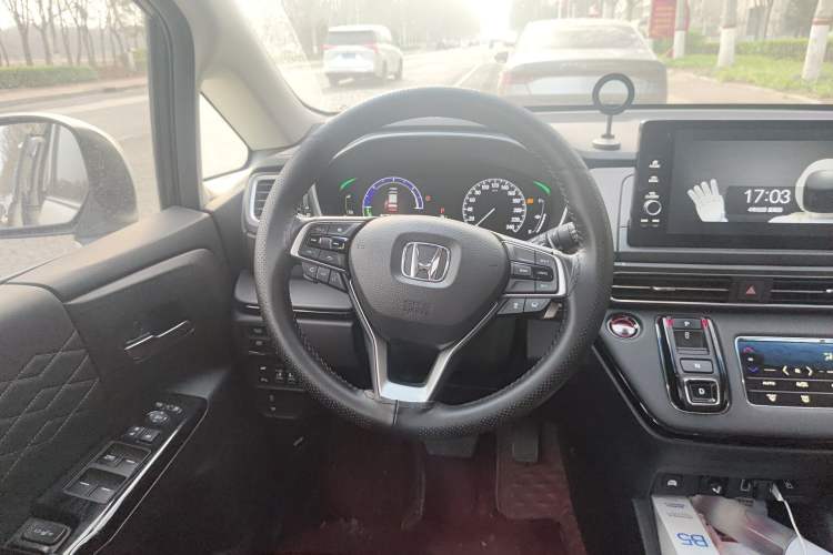 Used Honda Elysion 2022 2.0L eHEV Luxury First Edition
