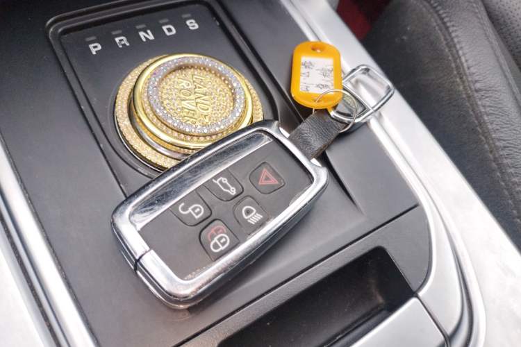 Used Land Rover Discovery Sport 2016 2.0T SE
