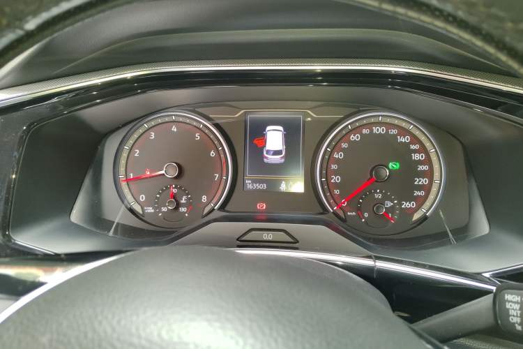 Used Volkswagen Tayron 2020 280TSI Two-Wheel Drive Luxury Connect Edition Odometer Close Up