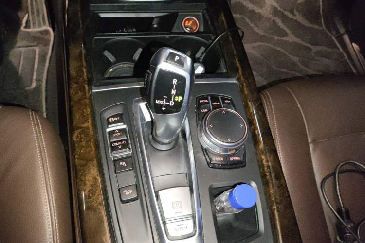 Used BMW X5 2017 xDrive28i Gear Lever