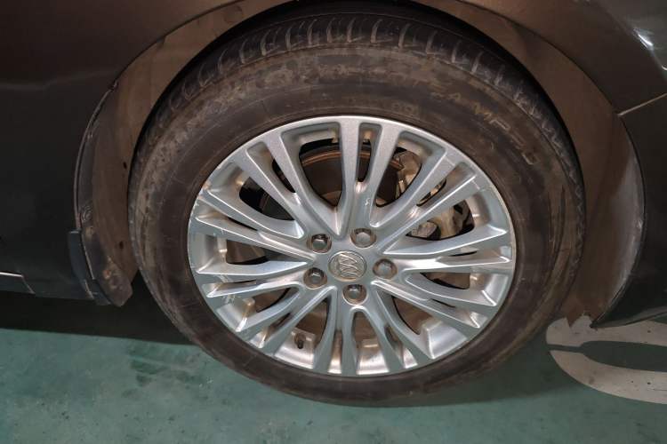 Used Buick GT 2015 15N Automatic Elite Version