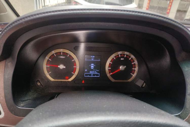 Used FORTHING Lingzhi 2017 M5 1.6L Luxury Model
