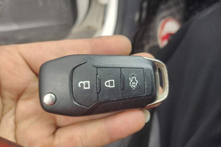 Used Ford Escort 2015 1.5L Automatic Fashion Model
