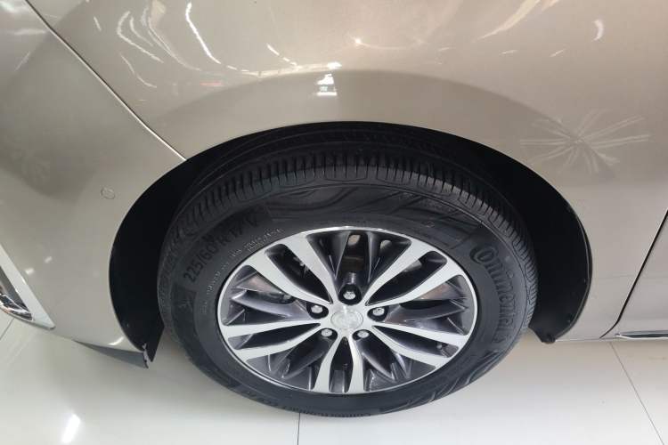 Used Buick GL8 2023 ES Lu Zun Deluxe Model
