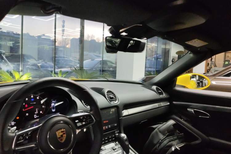 Used Porsche 718 2022 Boxster 2.0T
