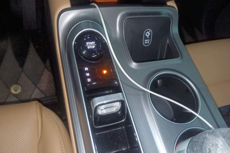 Used GAC Trumpchi E8 New Energy 2024 150km MAX Gear Lever