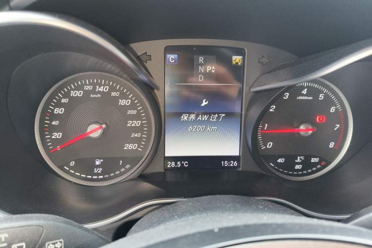 Used Mercedes-Benz GLC 2016 GLC 260 4MATIC Luxury Model