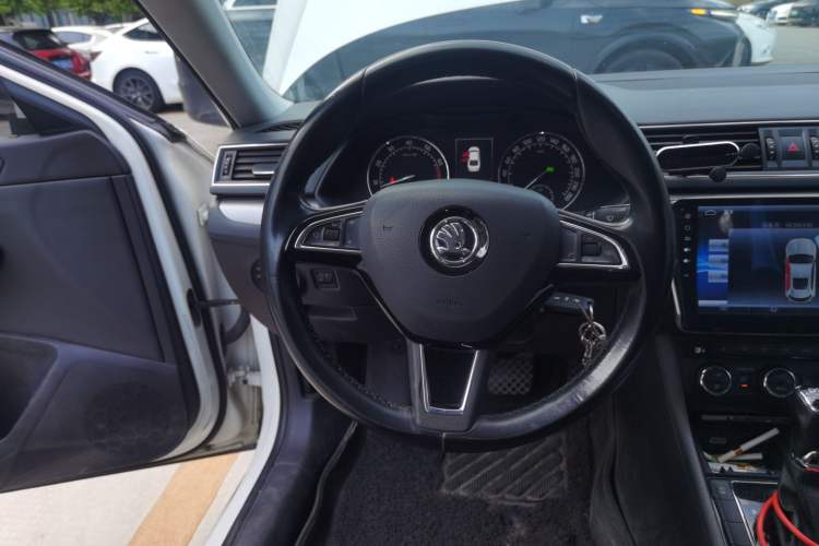 Used Skoda Superb 2016 TSI280 DSG Innovation Edition
