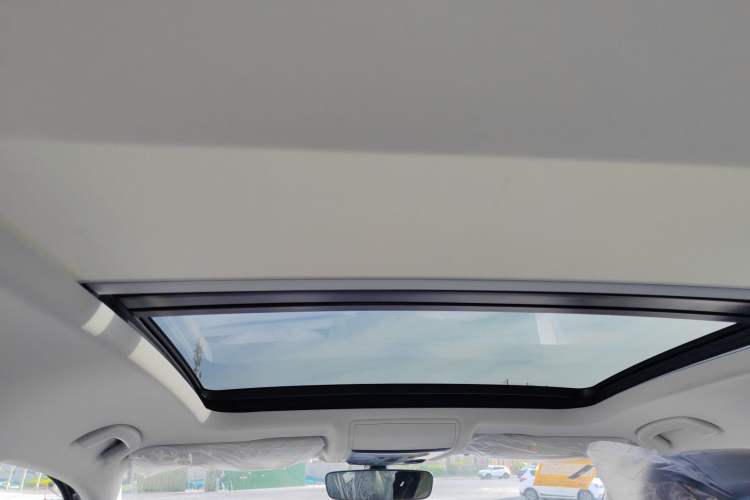 Used Volkswagen Passat 2026 Model, Outstanding 380TSI Longteng Edition
