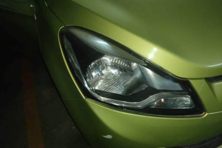 Used CHANGAN Benni 2015 1.4L IMT Prestige Model China V Standard
