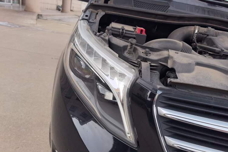 Used Mercedes-Benz V-Class 2017 V 260 L Prestige Extended Edition