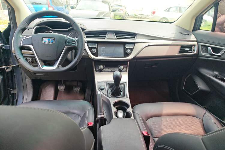 Used Geely Auto Emgrand GS 2016 Elegant Edition 1.8L Manual LingShang Model Center Console