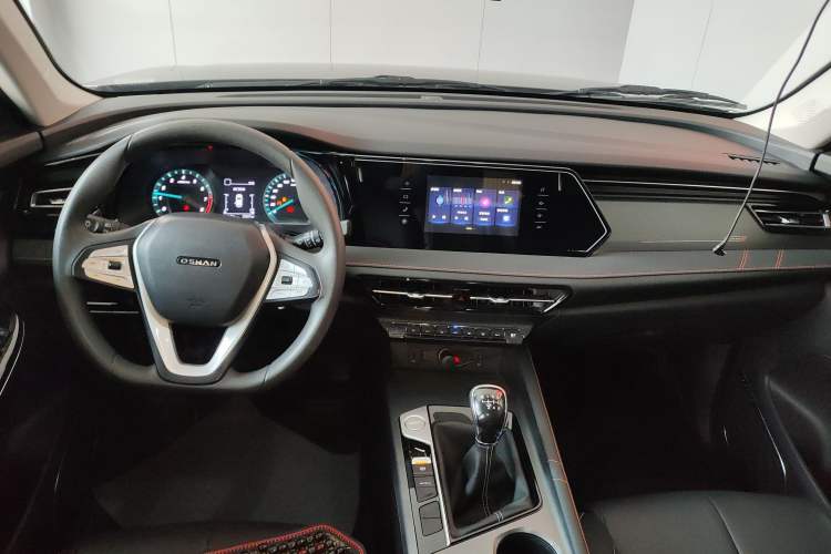 Used Oshan X7 PLUS 2022 1.5T Manual Luxury Version