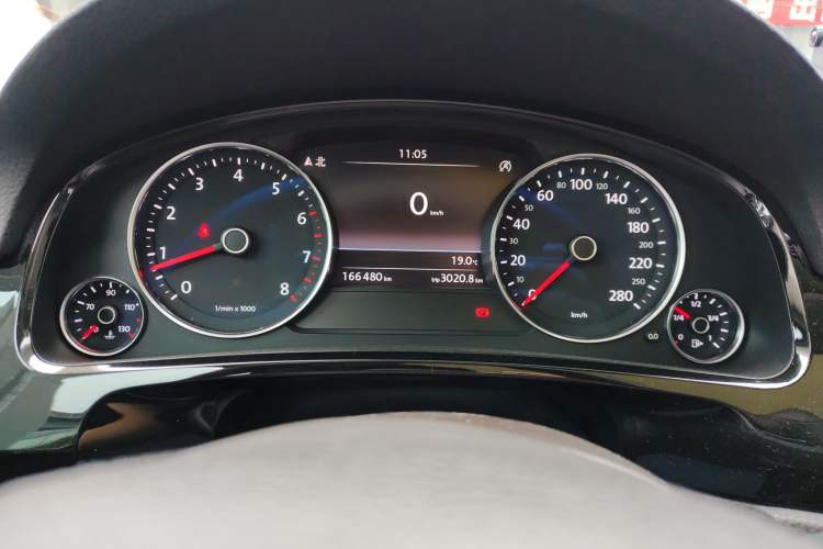 Used Volkswagen Touareg 2017 3.0 TSI Touareg Edition Instrument Cluster