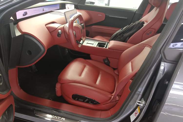 Used Avatr 12 2025 Updated Ultra All-Electric Four-Wheel Drive Left Front Seat