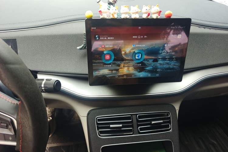 Used BYD Qin PLUS 2021 DM-i 120KM Prestige Model Audio And AC Panel