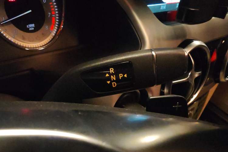 Used Mercedes-Benz GLK-Class 2015 GLK 260 4MATIC Fashion Edition Ultimate Version
