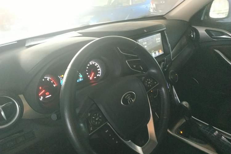 Used BYD Song 2016 GaiShi Edition 1.5TID Automatic Elite Model