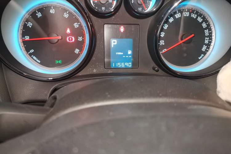 Used Buick GT 2014 XT 1.6L Automatic Fashion Edition
