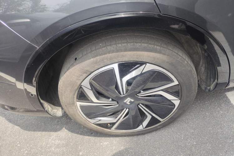 Used Rising R7 2022 Standard Advanced Version
