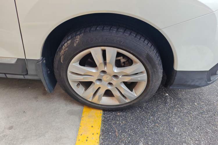 Used Peugeot 3008 2016 2.0L Automatic Classic Edition Right Front Wheel Hub