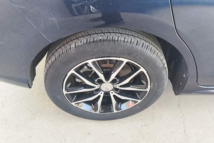 Used BYD Song MAX 2017 1.5T Automatic Smart Connect Elite 7-Seater