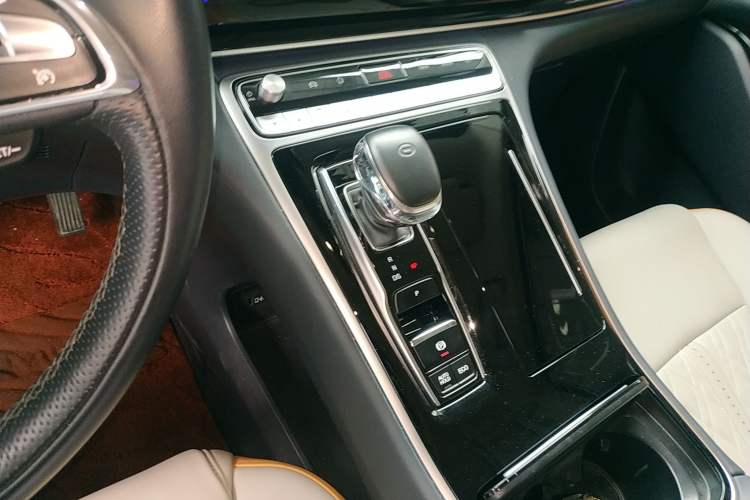 Used GAC Trumpchi M8 2021 Lingxiu Series 390T Deluxe Edition