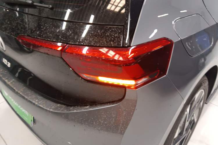 Used Volkswagen ID.3 2025 Smart Edition Outstanding Model Right Rear Taillight