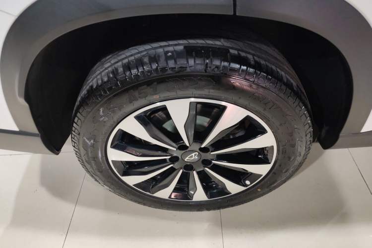 Used Chery Tiggo 8 PLUS 2025 Model 290TGDI DCT Chufeng Edition—5 Seaters