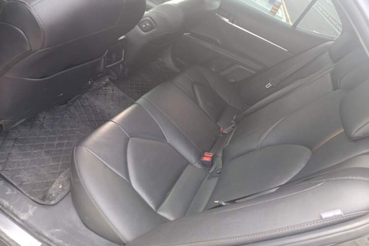 Used Toyota Camry 2021 2.0G Luxury Edition Left Rear Seat