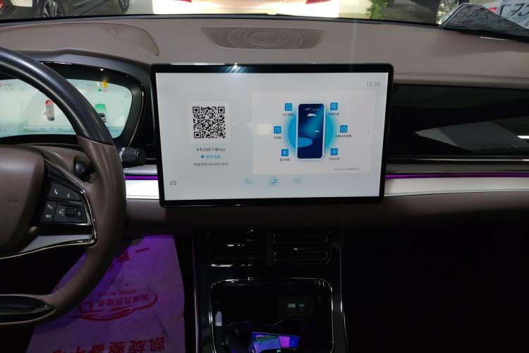 Used BYD Han 2022 DM-i 121KM Prestige Model
