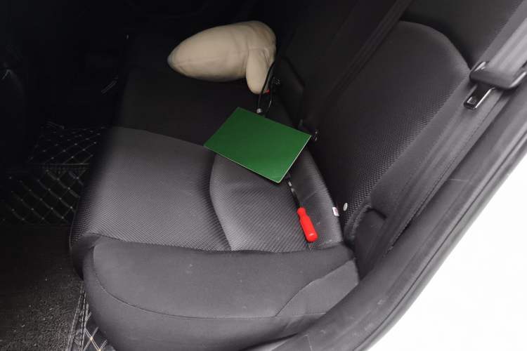 Used Mazda 3 Axela 2017 Sedan 1.5L Automatic Comfort Model Emission Standard China V Left Rear Seat