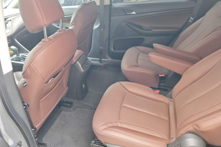 Used Buick GL6 2019 18T 6-Seater Connected Luxury Version China VI Standard