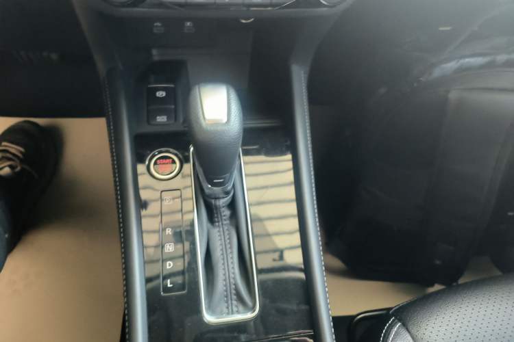 Used Nissan Kicks 2023 Jingqing Edition 1.5L Unleash Pure "Jing" – The Luxurious Version
