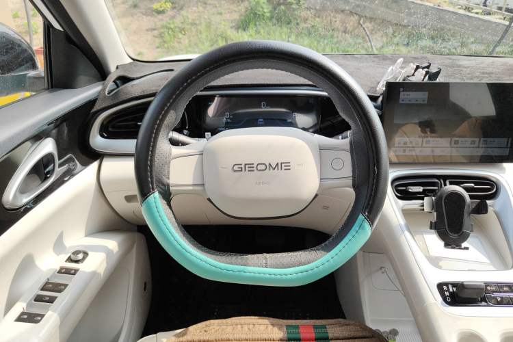Used Geely Galaxy Geome 2025 310km Youth Edition Steering Wheel
