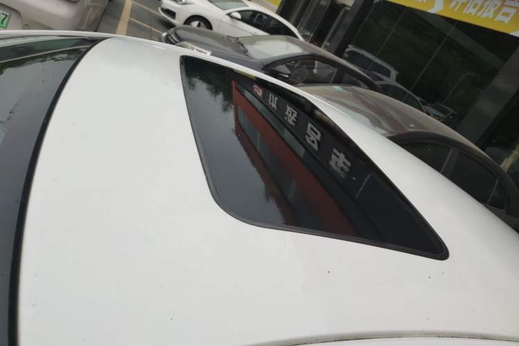 Used Buick Regal 2015 2.0L Leading Fashion Edition