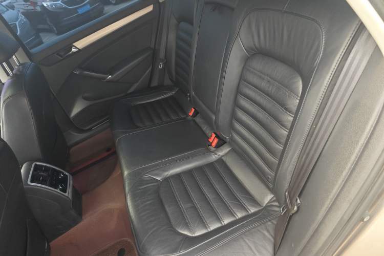 Used Volkswagen Passat 2014 2.0 TSI DSG Prestige Edition