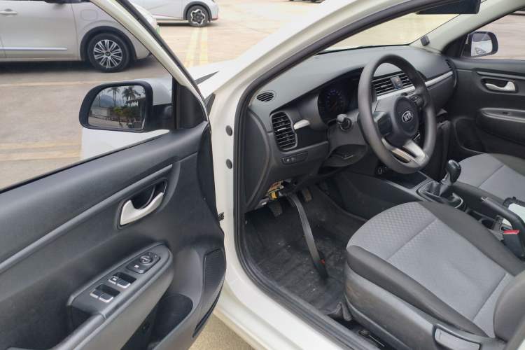 Used Kia K2 2017 Sedan 1.4L Manual Transmission GLS Driver Seat