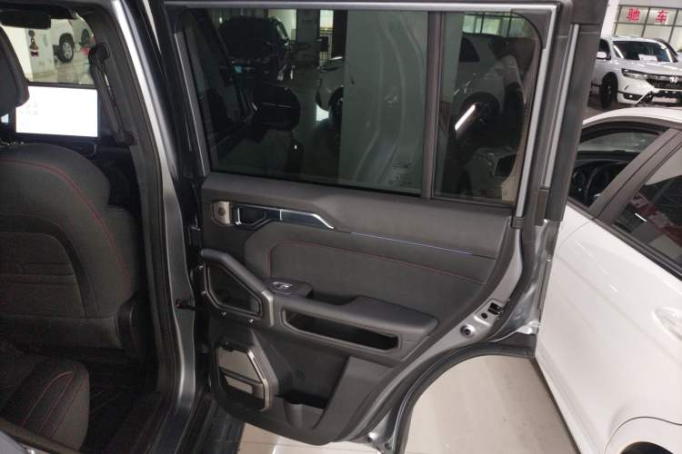 Used JETOUR Traveler 2023 2.0T All-Wheel Drive Conquer PRO