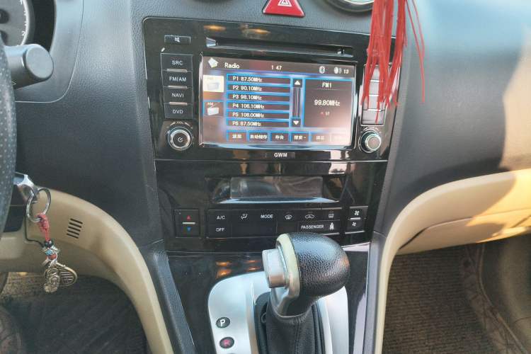 Used Haval H6 2012 2.4L Automatic Two-Wheel Drive Elite Version
