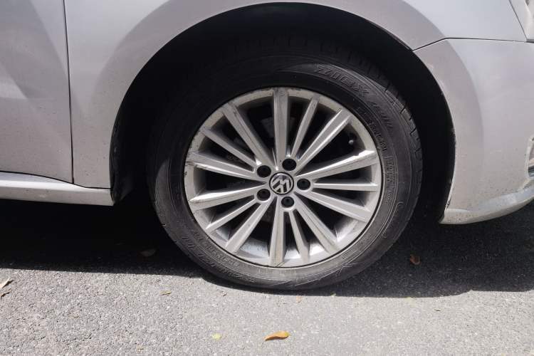 Used Volkswagen Gran Lavida 2013 1.6L Automatic Comfort Model
