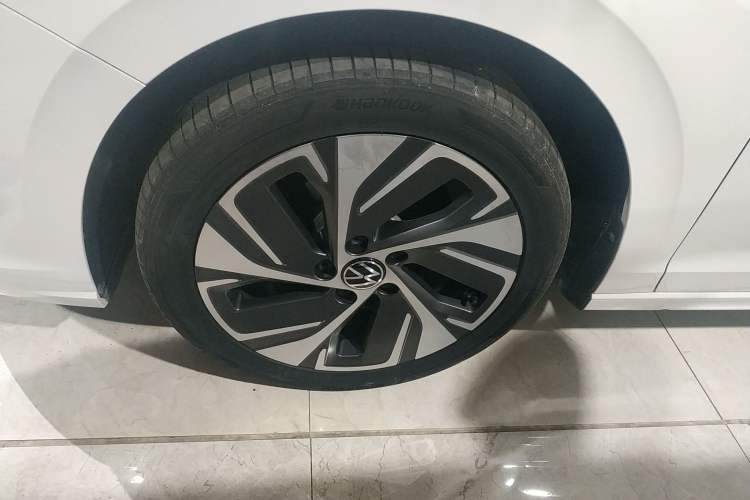 Used Volkswagen Bora 2023 200TSI DSG SmartDrive PRO Edition Exterior 4