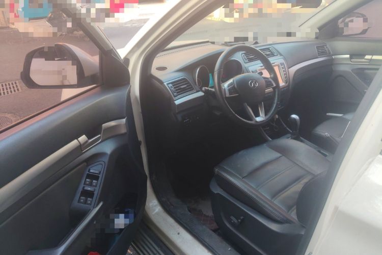 Used BAIC Senova X65 2015 2.0T Automatic Elite Model
