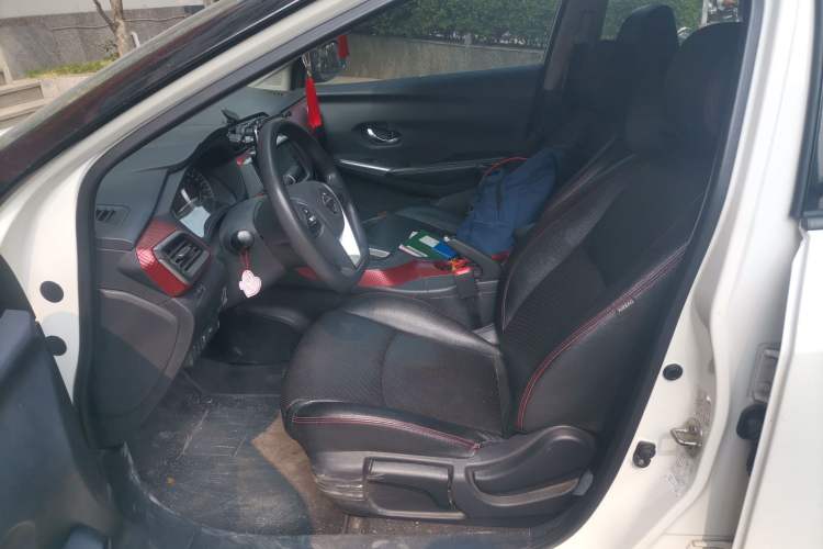 Used Nissan Lannia 2019 1.6L CVT Smart Connect Smart Cool Version China V Standard Left Front Seat