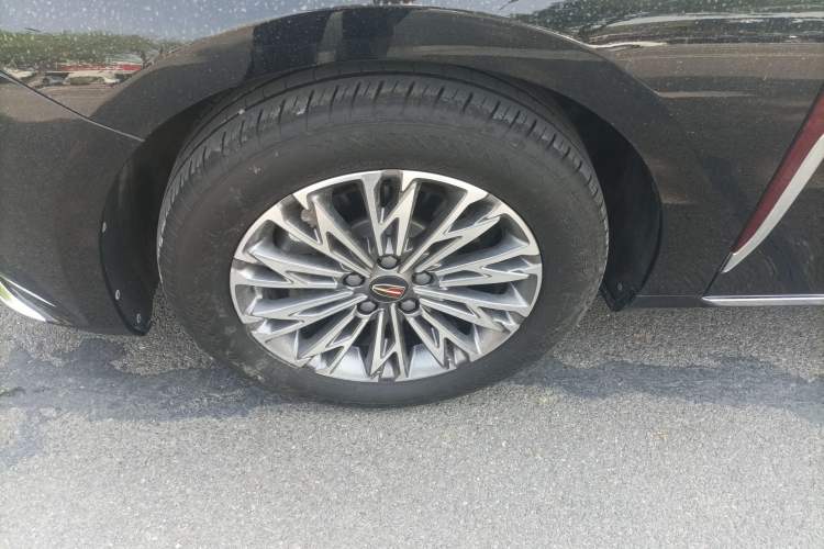 Used Hongqi H5 2024 1.5T DCT Smart Connect Flagship Edition Left Front Wheel Hub