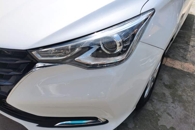 Used CHANGAN Alsvin 2019 1.5L DCT Comfort Model China VI Standard Left Front Headlight