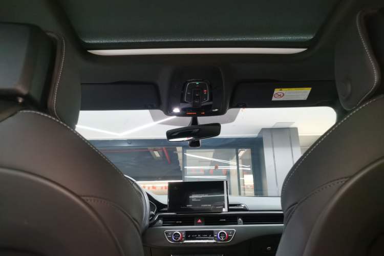 Used Audi A4L 2023 40 TFSI Luxury Dynamic Model