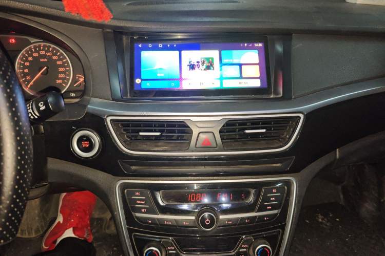 Used Geely Auto Emgrand GT 2015 2.4L Comfort Model Audio And AC Panel